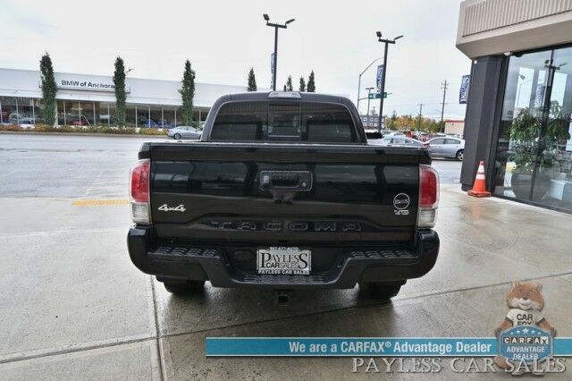 2018 Toyota Tacoma Limited / 4X4 / Crew Cab / Heated Leather Seats / NAV / Sunroof / JBL Speakers / Lane Watch & Blind Spot Alert / Bluetooth / Bed Liner / Keyless Entry & Start / Only 62K Miles / Back Up Cam / Tow Pkg / 1-Owner Anchorage AK