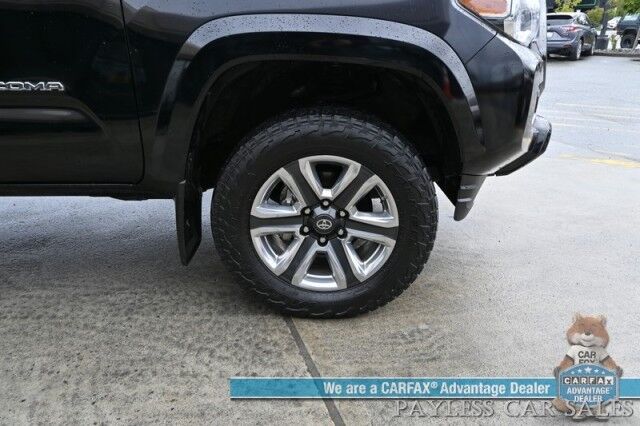 2018 Toyota Tacoma Limited / 4X4 / Crew Cab / Heated Leather Seats / NAV / Sunroof / JBL Speakers / Lane Watch & Blind Spot Alert / Bluetooth / Bed Liner / Keyless Entry & Start / Only 62K Miles / Back Up Cam / Tow Pkg / 1-Owner Anchorage AK