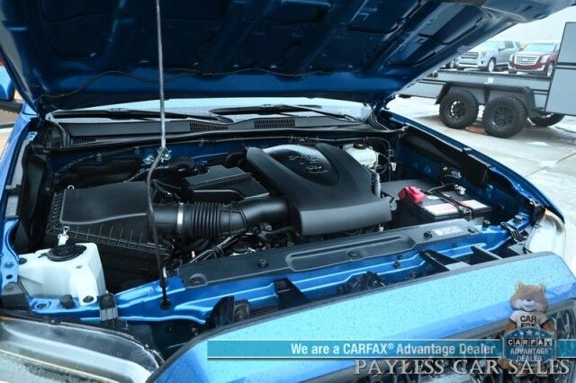 2018 Toyota Tacoma SR5 / 4X4 / Access Cab / Heated Cloth Seats / Navigation / Bluetooth / Back Up Camera / Cruise Control / USB Jacks / Push Button Start / Tonneau Cover / Bed Liner / Alloy Wheels / Low Miles / Tow Pkg Anchorage AK