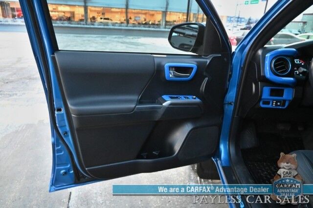 2018 Toyota Tacoma SR5 / 4X4 / Access Cab / Long Bed / Heated Cloth Seats / Navigation / Bluetooth / Back Up Camera / Cruise Control / USB Jacks / Push Button Start / Tonneau Cover / Bed Liner / Alloy Wheels / Tow Pkg Anchorage AK