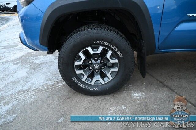 2018 Toyota Tacoma SR5 / 4X4 / Access Cab / Long Bed / Heated Cloth Seats / Navigation / Bluetooth / Back Up Camera / Cruise Control / USB Jacks / Push Button Start / Tonneau Cover / Bed Liner / Alloy Wheels / Tow Pkg Anchorage AK