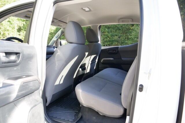 2018 Toyota Tacoma SR5 4X4 / Navigation / Adaptive Cruise! High Point NC