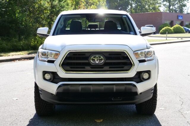 2018 Toyota Tacoma SR5 4X4 / Navigation / Adaptive Cruise! High Point NC