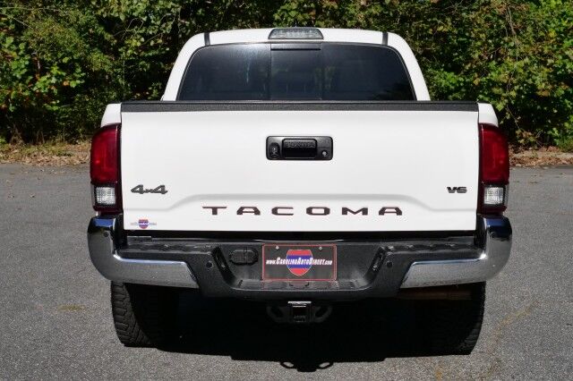 2018 Toyota Tacoma SR5 4X4 / Navigation / Adaptive Cruise! High Point NC