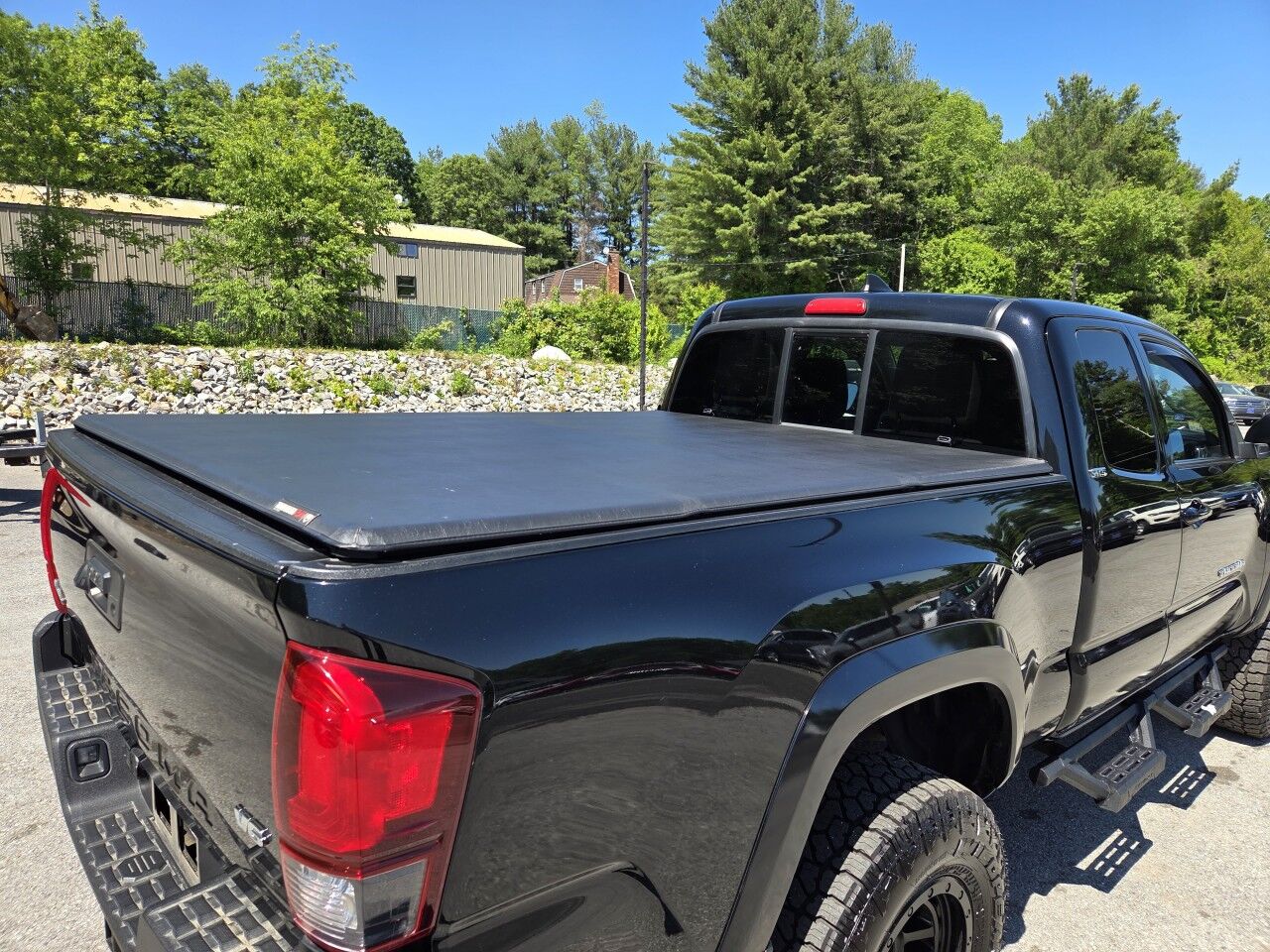 2018 Toyota Tacoma SR5 Charlton MA