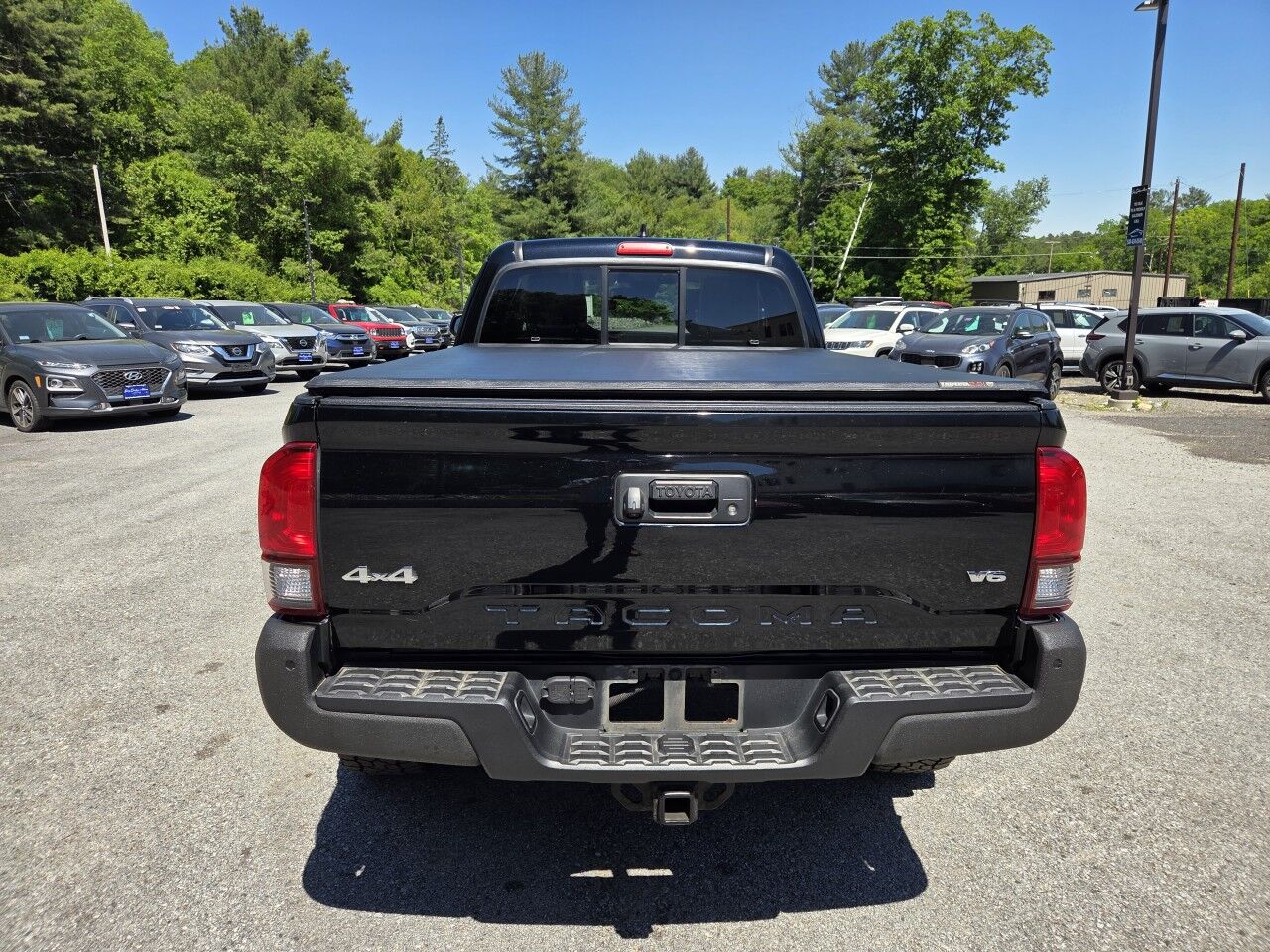 2018 Toyota Tacoma SR5 Charlton MA