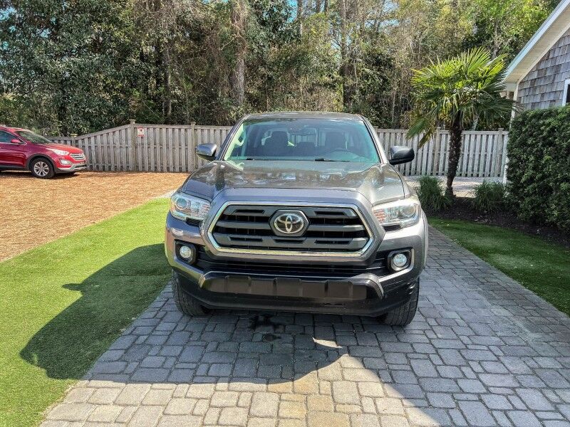 2018 Toyota Tacoma SR5