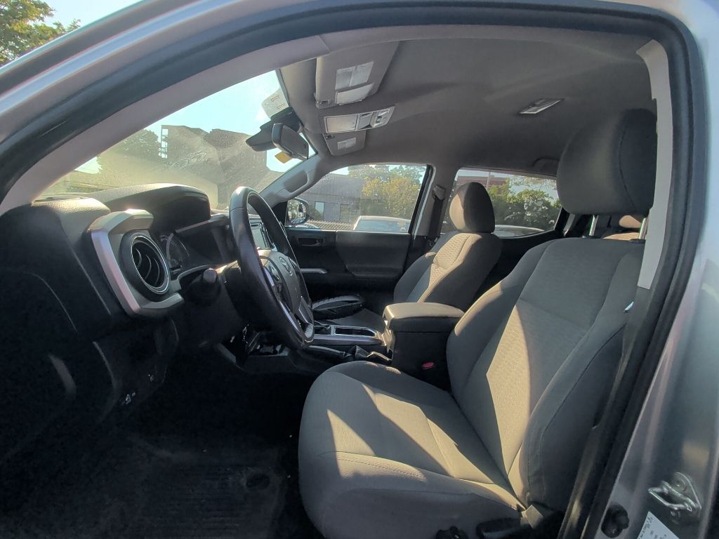 2018 Toyota Tacoma SR5 Worcester MA