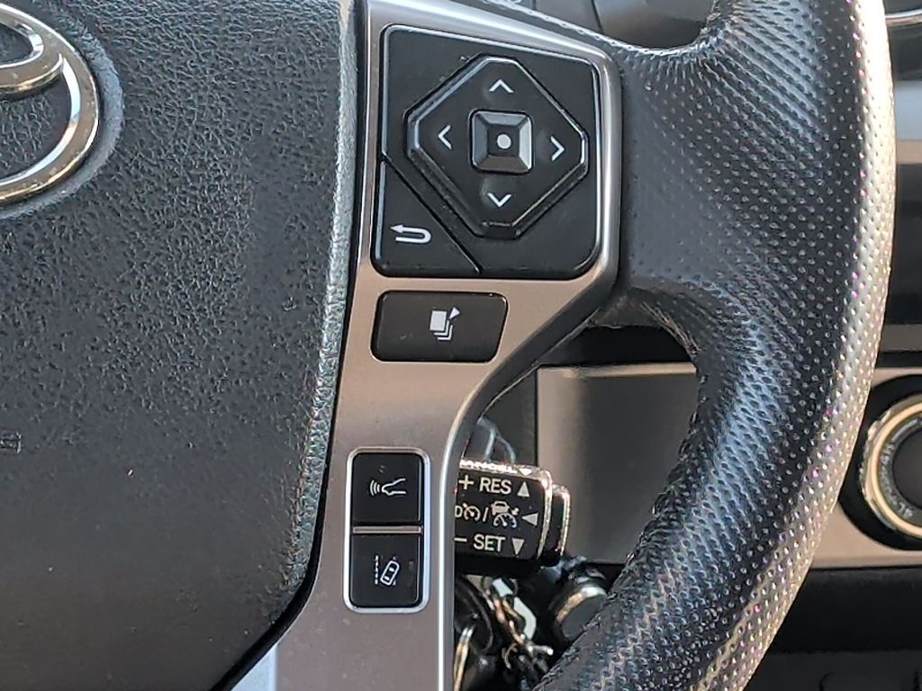 2018 Toyota Tacoma SR5 Worcester MA