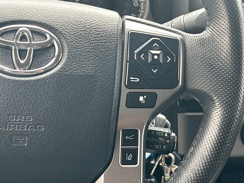 2018 Toyota Tacoma SR5 Worcester MA