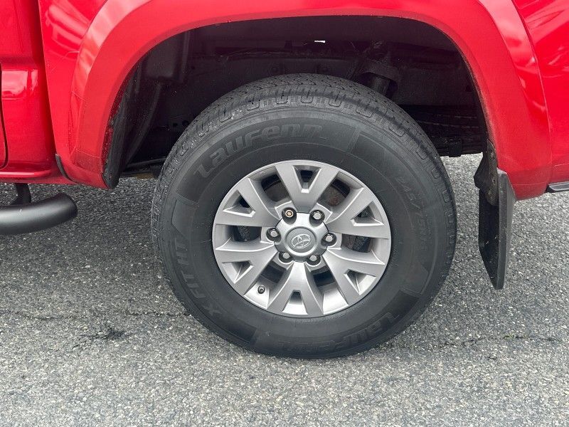 2018 Toyota Tacoma SR5 Worcester MA