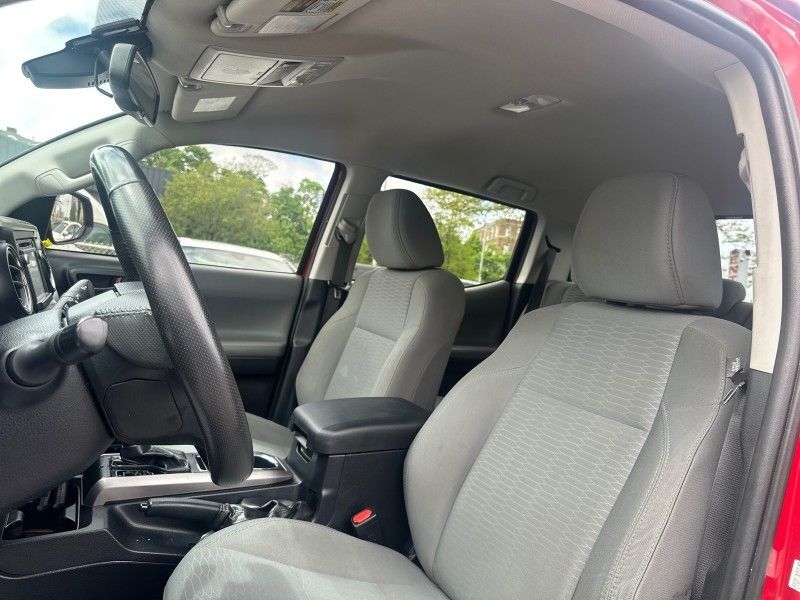 2018 Toyota Tacoma SR5 Worcester MA