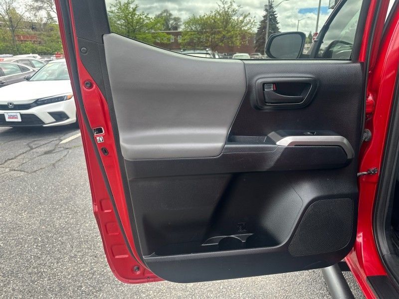 2018 Toyota Tacoma SR5 Worcester MA