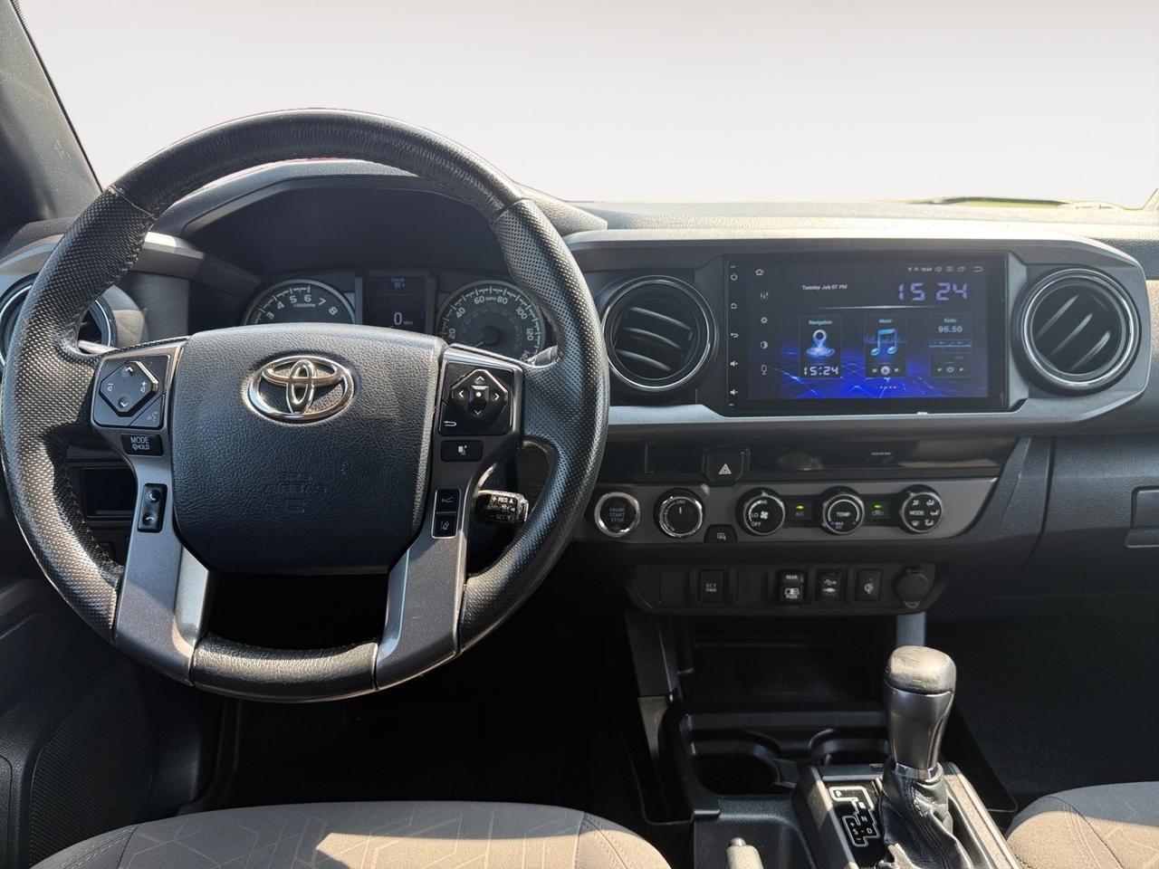 2018 Toyota Tacoma TRD Off Road, BLUETOOTH, BED LINER, TAILGATE STEP, TOW PACKAGE, SLIDING REAR WINDOW, BACKUP CAMERA, KEYLESS START, ALL WEATHER FLOOR MATS, THIS TACOMA IS READY TO HIT THE TRAILS! Norfolk VA