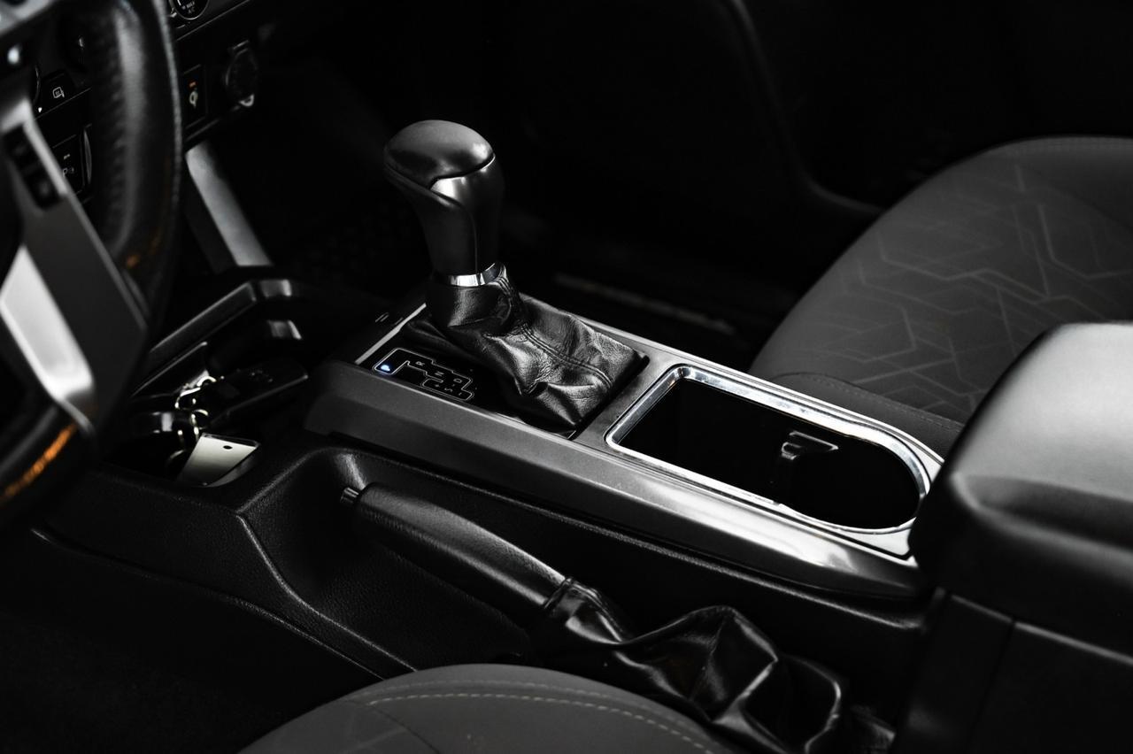 2018 Toyota Tacoma TRD SPORT V6 DOUBLE CAB TOYOTA SAFETY SENSE LANE DEPARTURE PRE C Carrollton TX