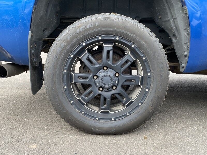 2018 Toyota Tundra 4WD SR5 Bristol  PA