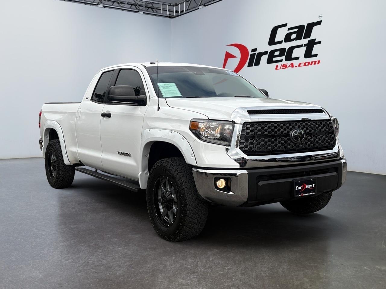 2018 Toyota Tundra 4WD SR5, CUSTOM MOTO METAL WHEELS, RUNNING BOARDS, FENDER FLARES, TOW PACKAGE, BED LINER, NAVIGATION, BACKUP CAMERA, ONLY 1 OWNER, TEST DRIVE THIS TUNDRA TODAY!