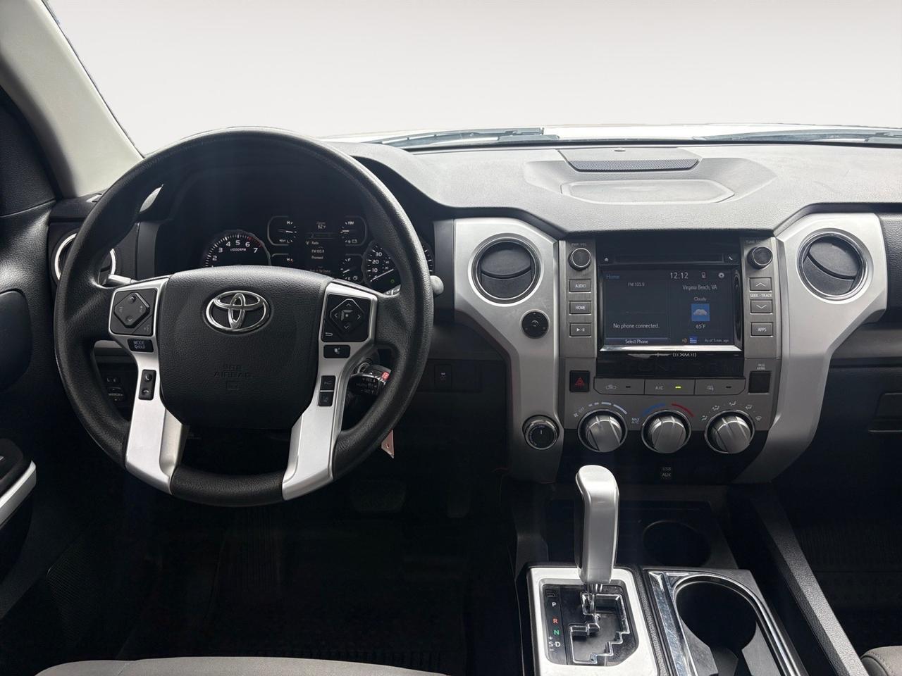 2018 Toyota Tundra 4WD SR5, CUSTOM MOTO METAL WHEELS, RUNNING BOARDS, FENDER FLARES, TOW PACKAGE, BED LINER, NAVIGATION, BACKUP CAMERA, ONLY 1 OWNER, TEST DRIVE THIS TUNDRA TODAY! Virginia Beach VA