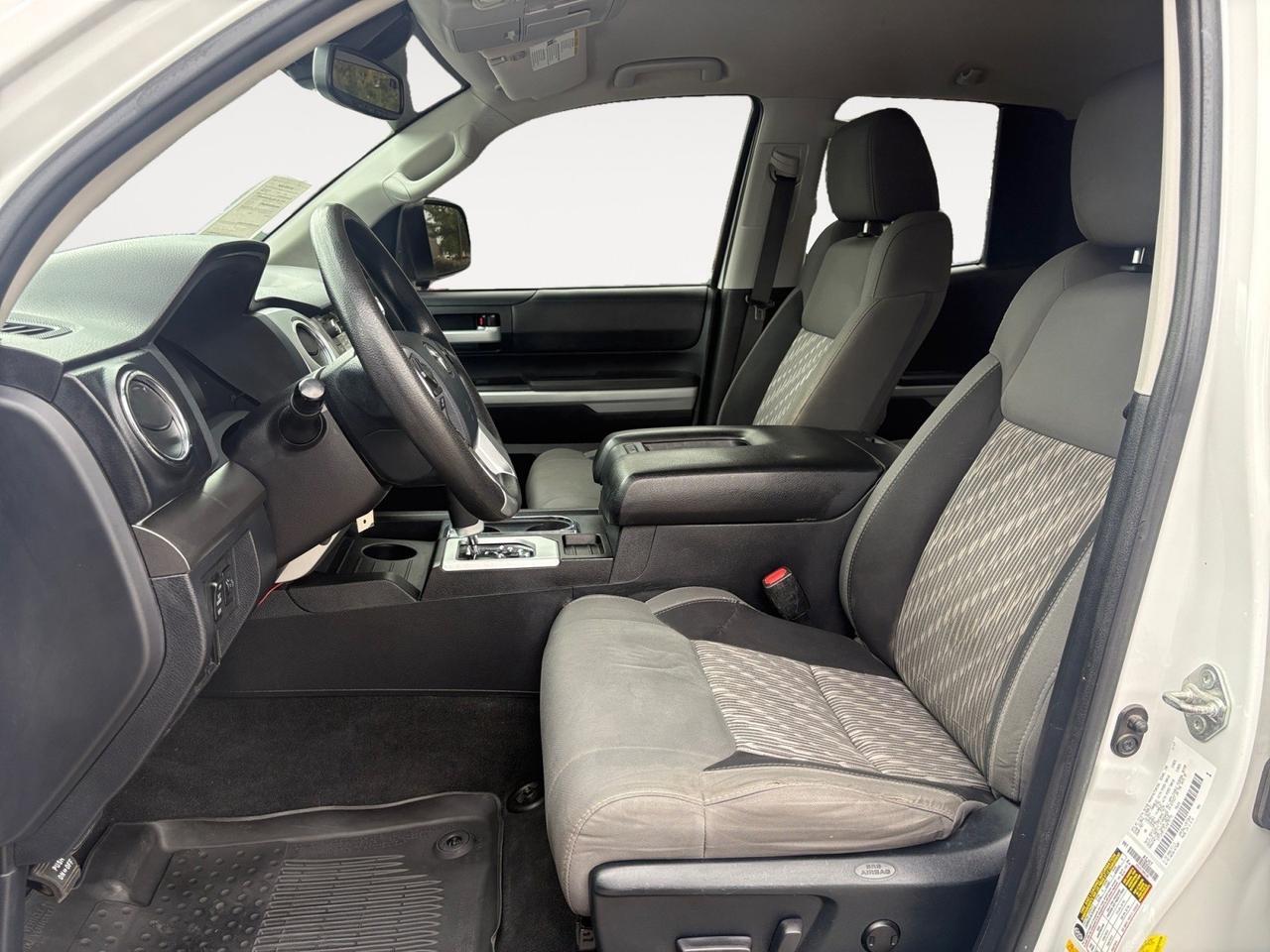 2018 Toyota Tundra 4WD SR5, CUSTOM MOTO METAL WHEELS, RUNNING BOARDS, FENDER FLARES, TOW PACKAGE, BED LINER, NAVIGATION, BACKUP CAMERA, ONLY 1 OWNER, TEST DRIVE THIS TUNDRA TODAY! Virginia Beach VA