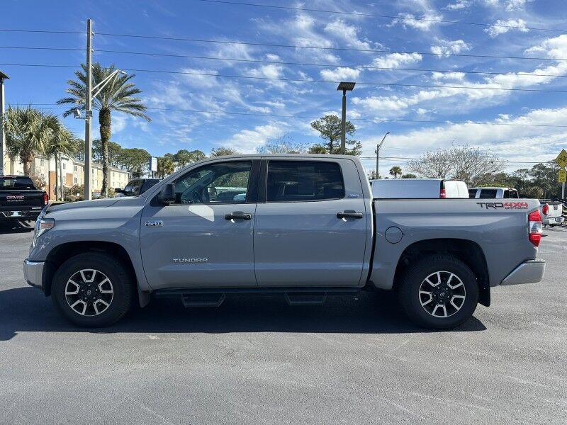 2018 Toyota Tundra 4WD SR5