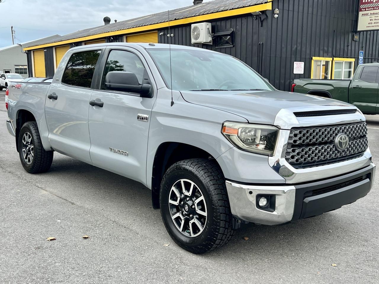2018 Toyota Tundra SR5 photo 3