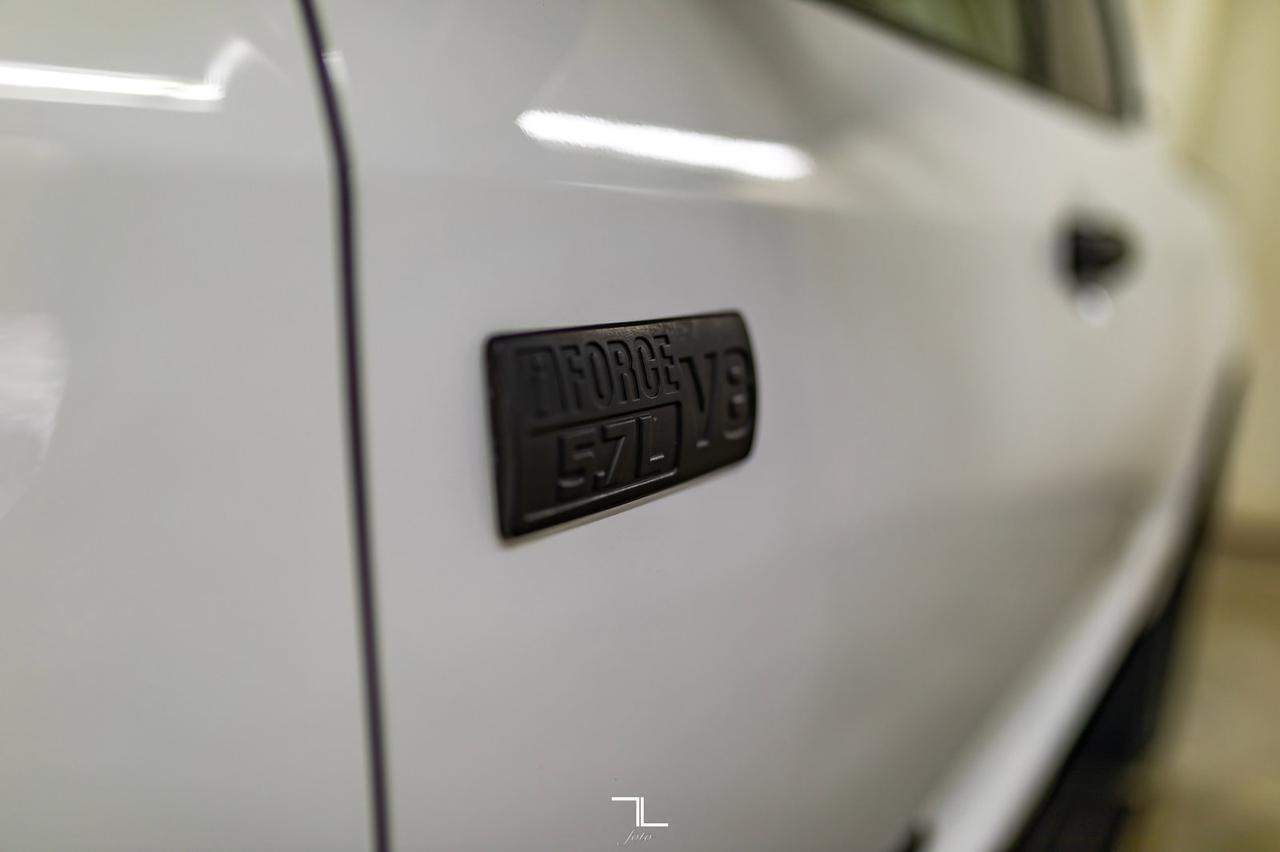 2018 Toyota Tundra 4x4 Double Cab SR5 TRD Nav BCam Level Kit Red Deer AB