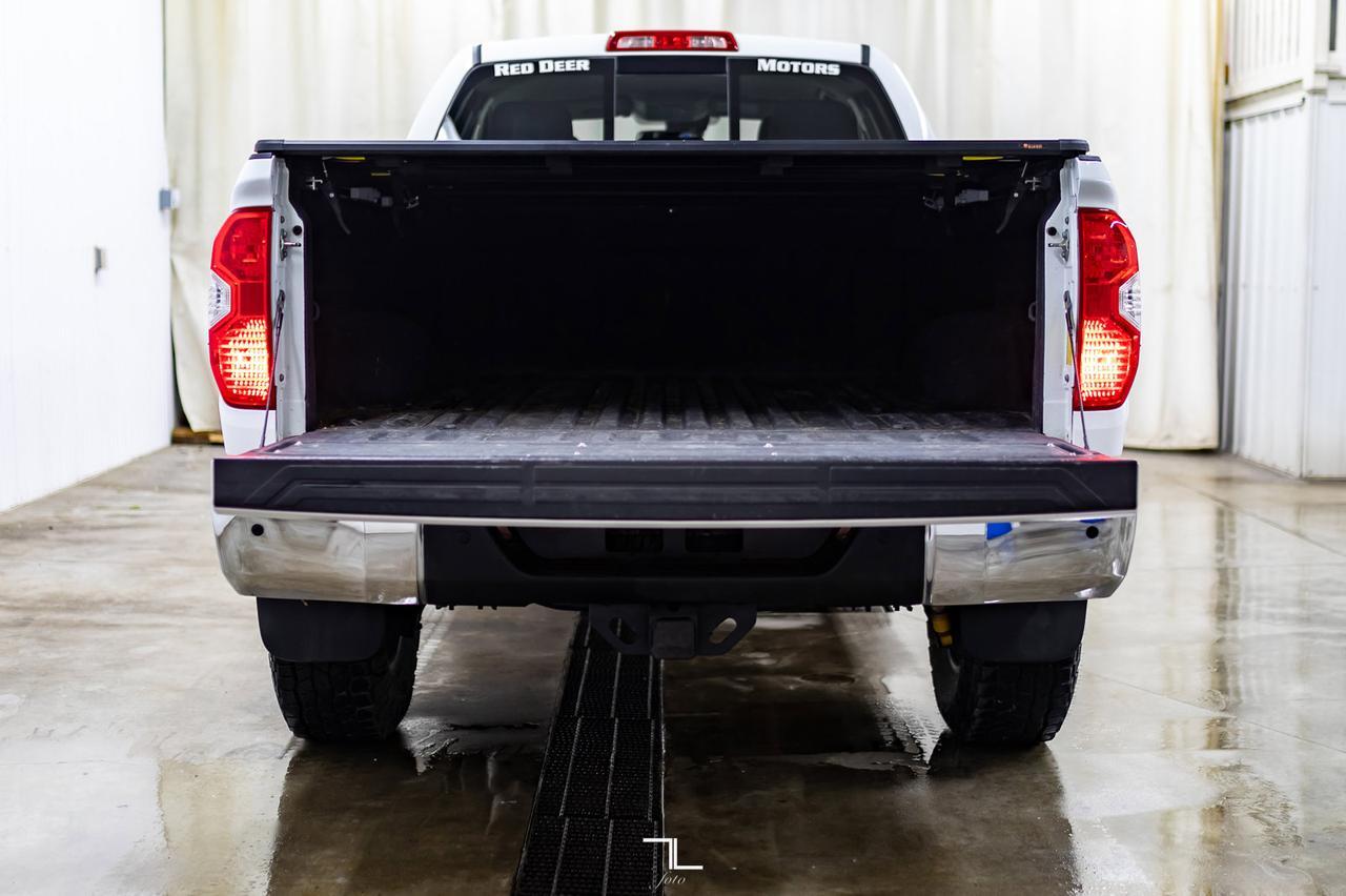 2018 Toyota Tundra 4x4 Double Cab SR5 TRD Nav BCam Level Kit Red Deer AB