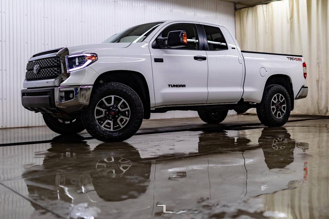 2018 Toyota Tundra 4x4 Double Cab SR5 TRD Nav BCam Level Kit Red Deer AB