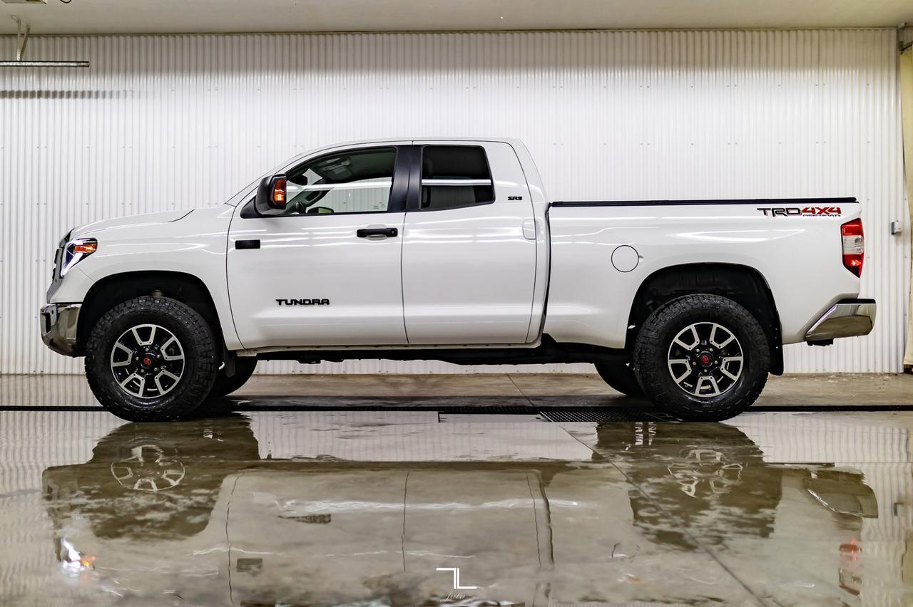 2018 Toyota Tundra 4x4 Double Cab SR5 TRD Nav BCam Level Kit Red Deer AB