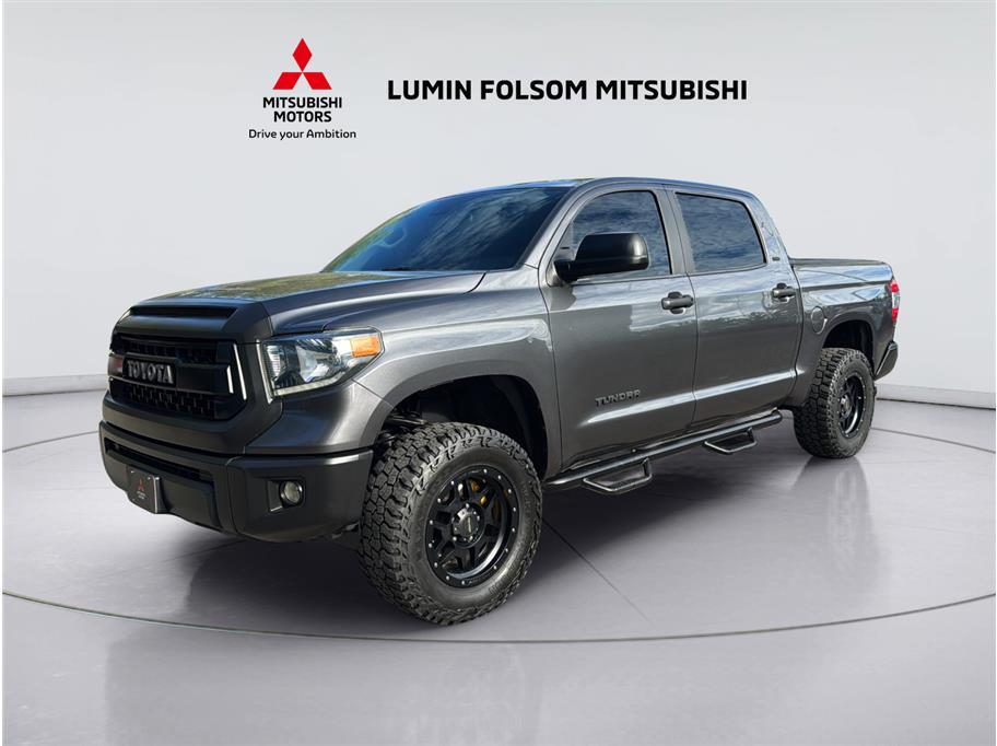 2018 Toyota Tundra CrewMax SR5 Pickup 4D 5 1/2 ft