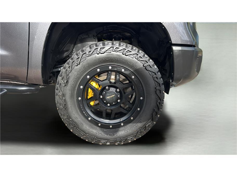 2018 Toyota Tundra CrewMax SR5 Pickup 4D 5 1/2 ft Folsom CA