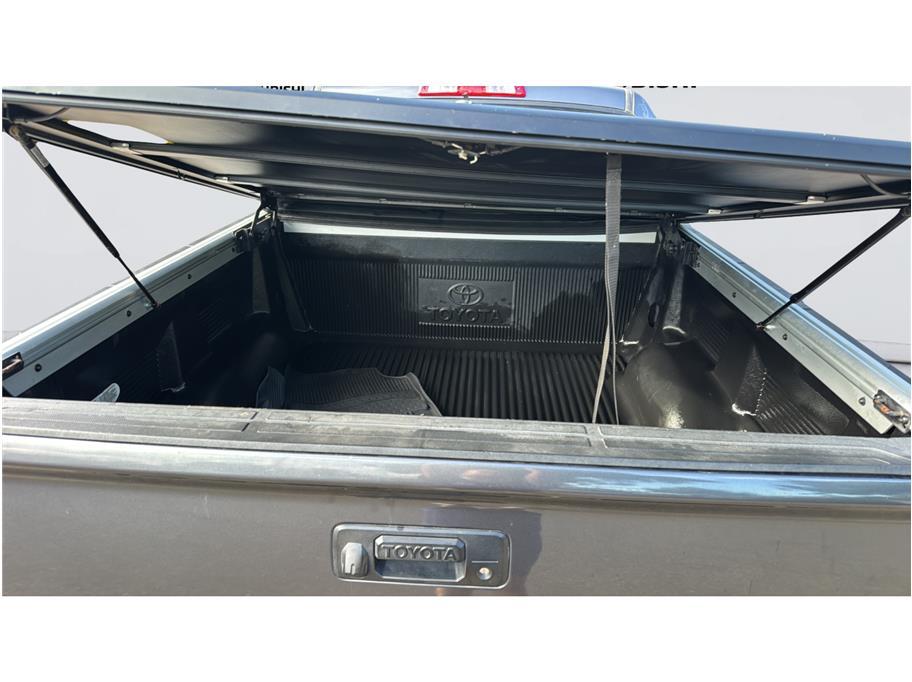 2018 Toyota Tundra CrewMax SR5 Pickup 4D 5 1/2 ft Folsom CA