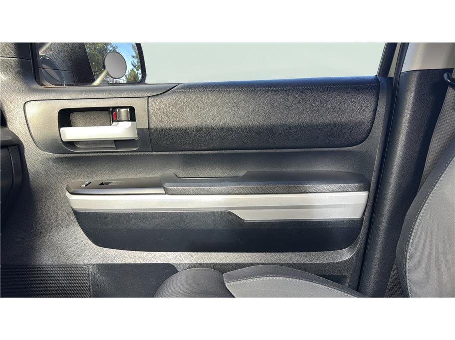 2018 Toyota Tundra CrewMax SR5 Pickup 4D 5 1/2 ft Folsom CA