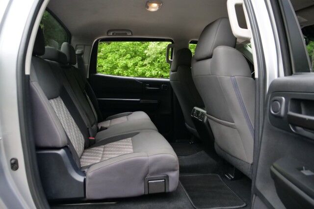 2018 Toyota Tundra SR5 4X4 / TRD Off Road PKG / Wheels & Tires Upgrade! High Point NC