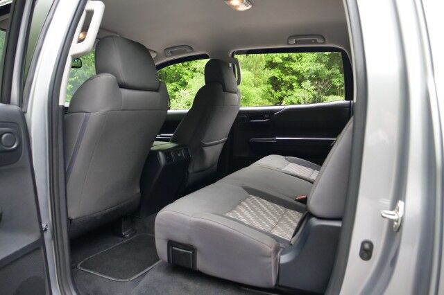 2018 Toyota Tundra SR5 4X4 / TRD Off Road PKG / Wheels & Tires Upgrade! High Point NC