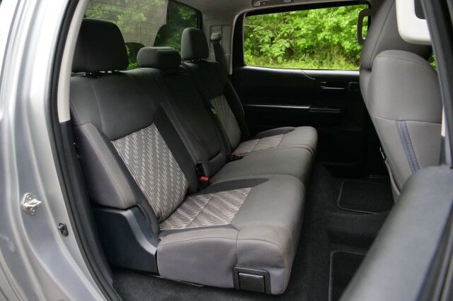 2018 Toyota Tundra SR5 4X4 / TRD Off Road PKG / Wheels & Tires Upgrade! High Point NC