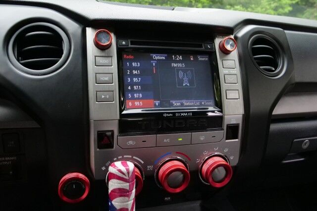 2018 Toyota Tundra SR5 4X4 / TRD Off Road PKG / Wheels & Tires Upgrade! High Point NC