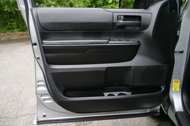 2018 Toyota Tundra SR5 4X4 / TRD Off Road PKG / Wheels & Tires Upgrade! High Point NC