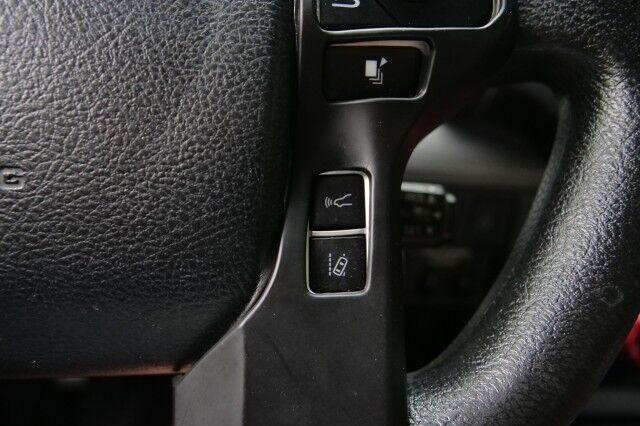 2018 Toyota Tundra SR5 4X4 / TRD Off Road PKG / Wheels & Tires Upgrade! High Point NC