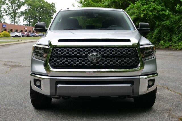 2018 Toyota Tundra SR5 4X4 / TRD Off Road PKG / Wheels & Tires Upgrade! High Point NC