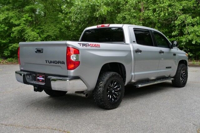 2018 Toyota Tundra SR5 4X4 / TRD Off Road PKG / Wheels & Tires Upgrade! High Point NC