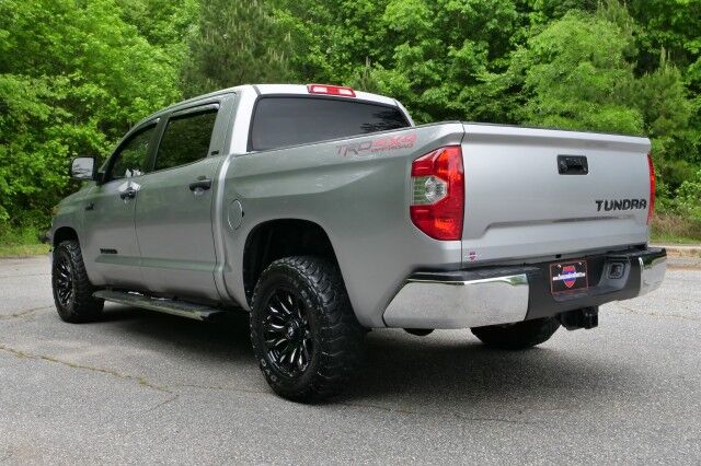 2018 Toyota Tundra SR5 4X4 / TRD Off Road PKG / Wheels & Tires Upgrade! High Point NC