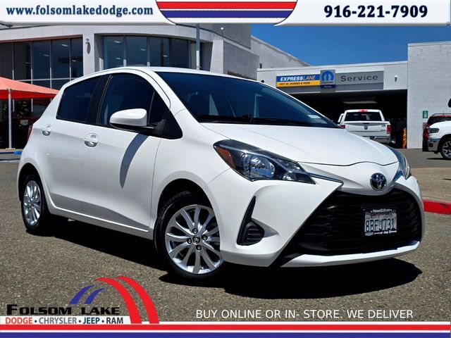 2018 Toyota Yaris LE 5-Door Liftback AT's photo