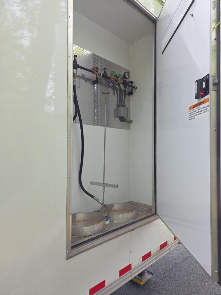 2018 Transport Custom Designs Enclosed 38Ft PGN38A212V Sand Lake NY