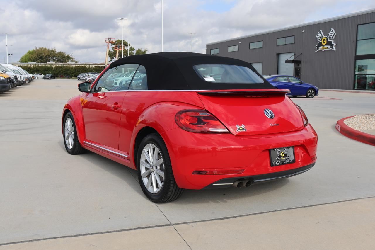2018 VOLKSWAGEN BEETLE S Houston TX