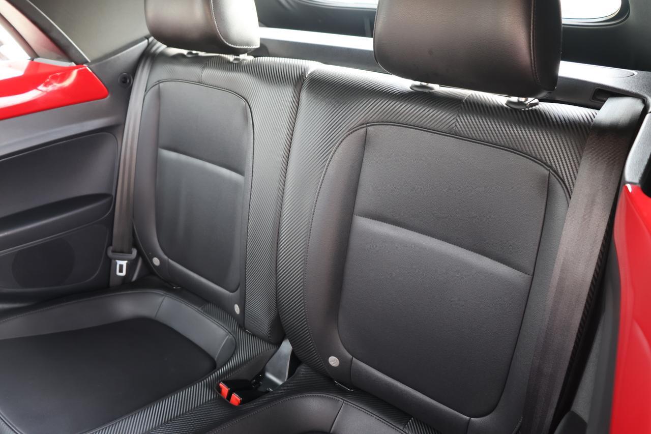 2018 VOLKSWAGEN BEETLE S Houston TX