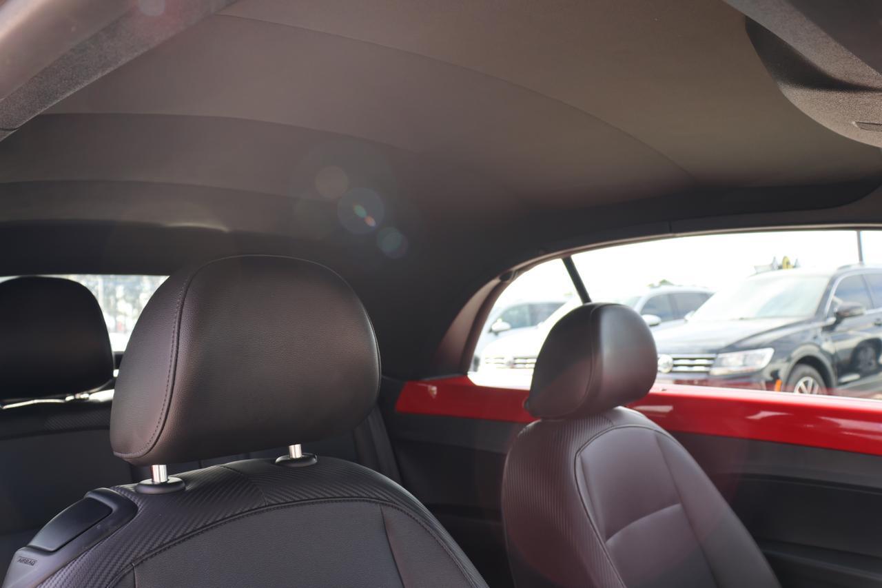 2018 VOLKSWAGEN BEETLE S Houston TX