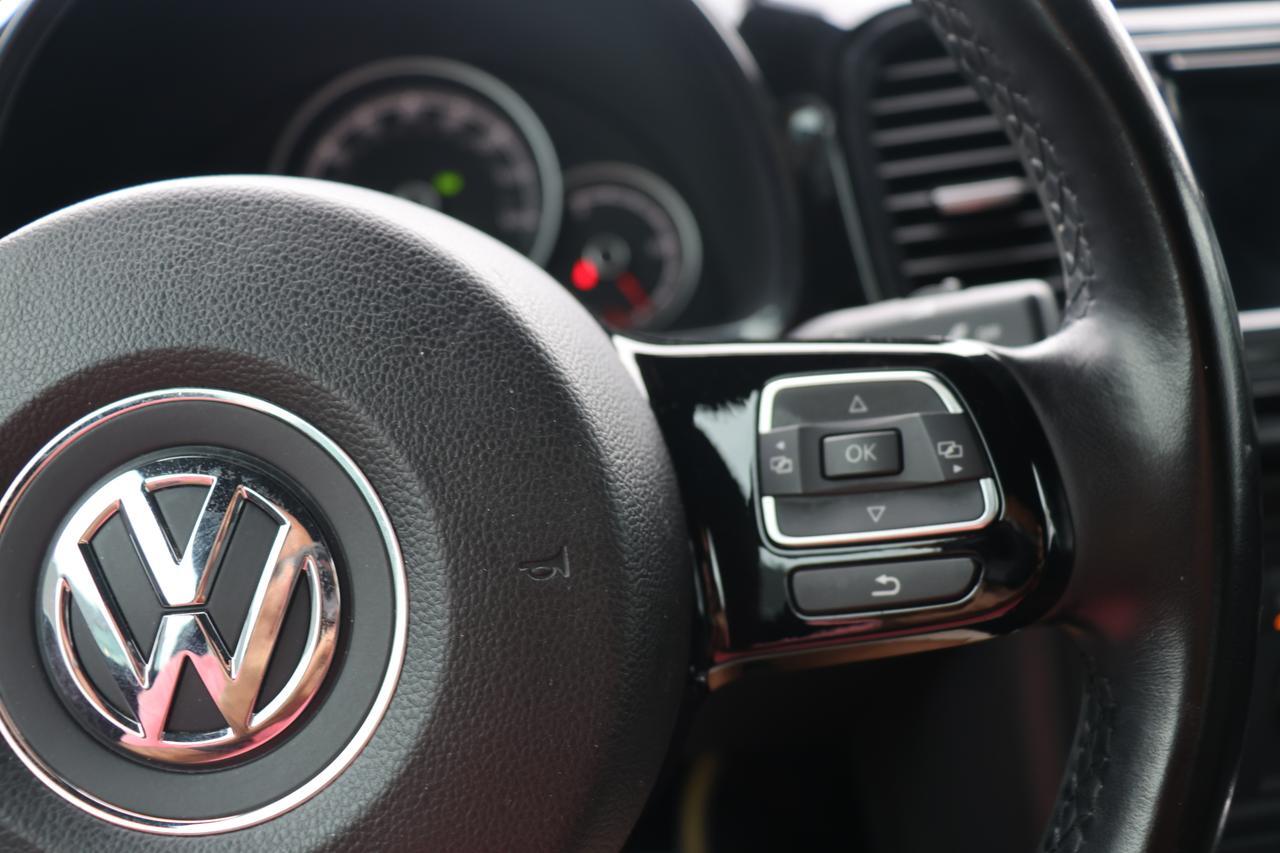 2018 VOLKSWAGEN BEETLE S Houston TX
