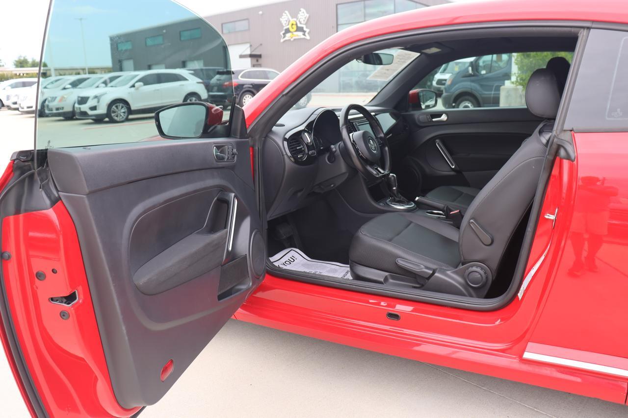 2018 VOLKSWAGEN BEETLE S Houston TX