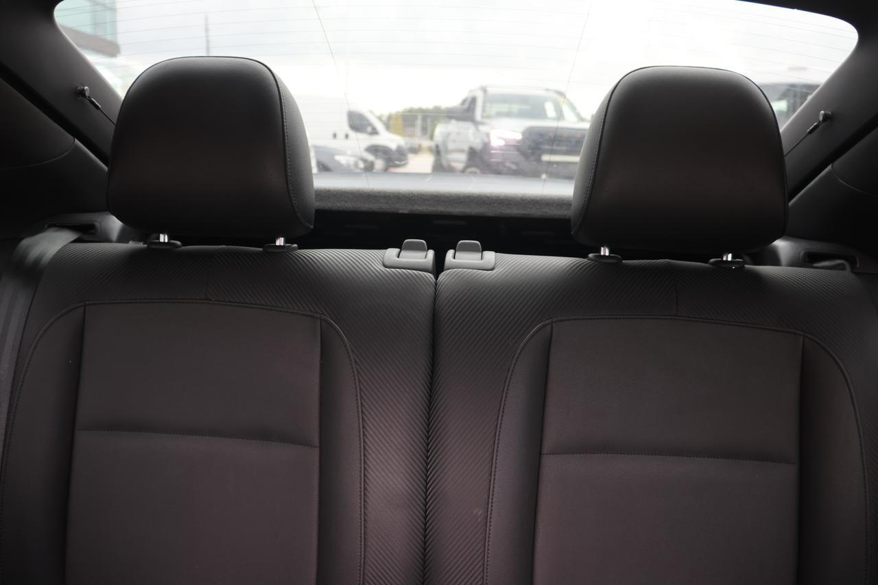 2018 VOLKSWAGEN BEETLE S Houston TX